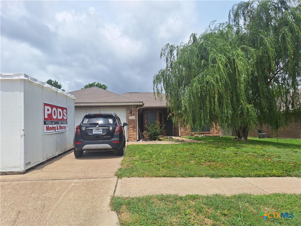 4105 Foster Lane Property Photo 1