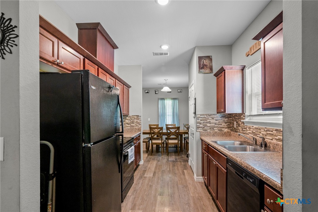 2709 Odem Street Property Photo 14