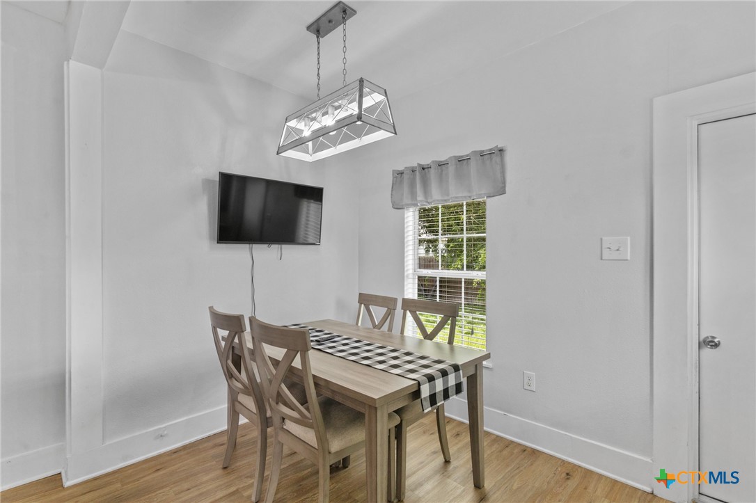 905 N Navarro Street Property Photo 18