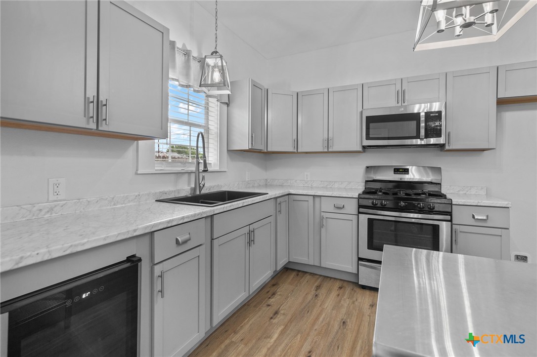 905 N Navarro Street Property Photo 23