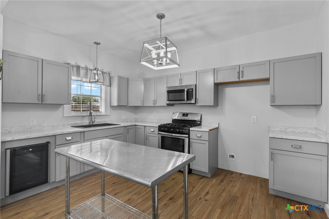 905 N Navarro Street Property Photo 24