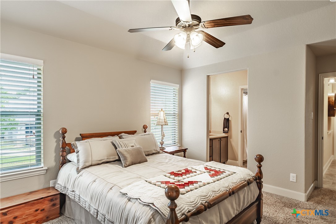 112 Lantana Crest Property Photo 17