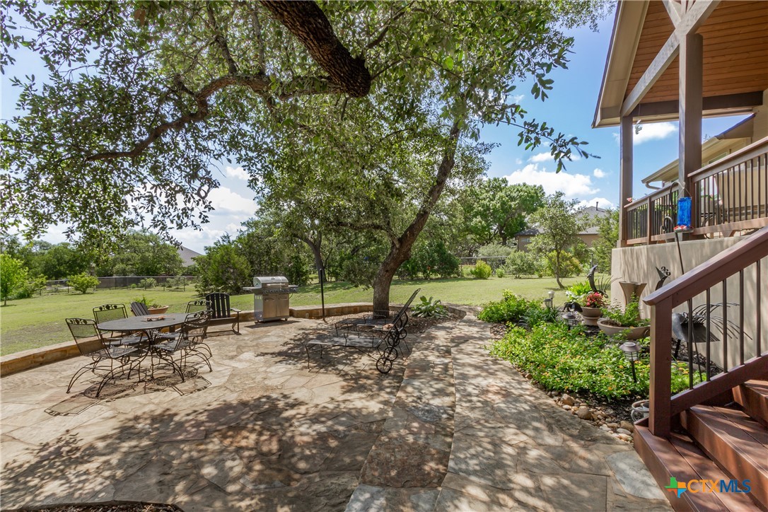 112 Lantana Crest Property Photo 22