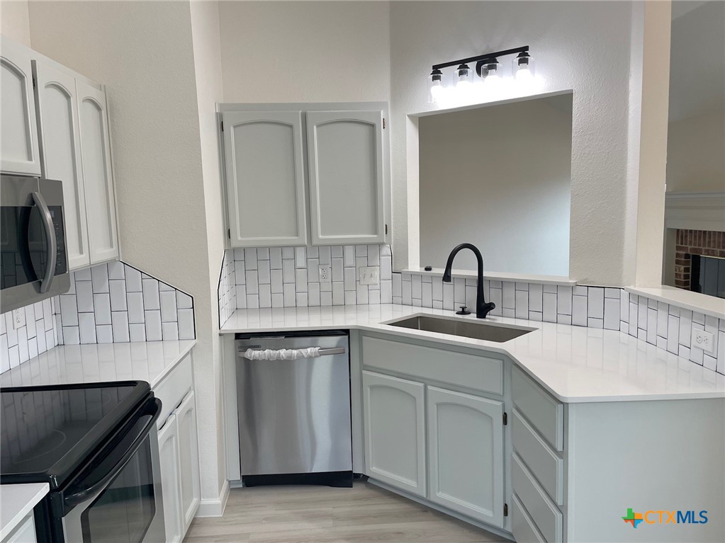 4815 Box Canyon Drive Property Photo 16