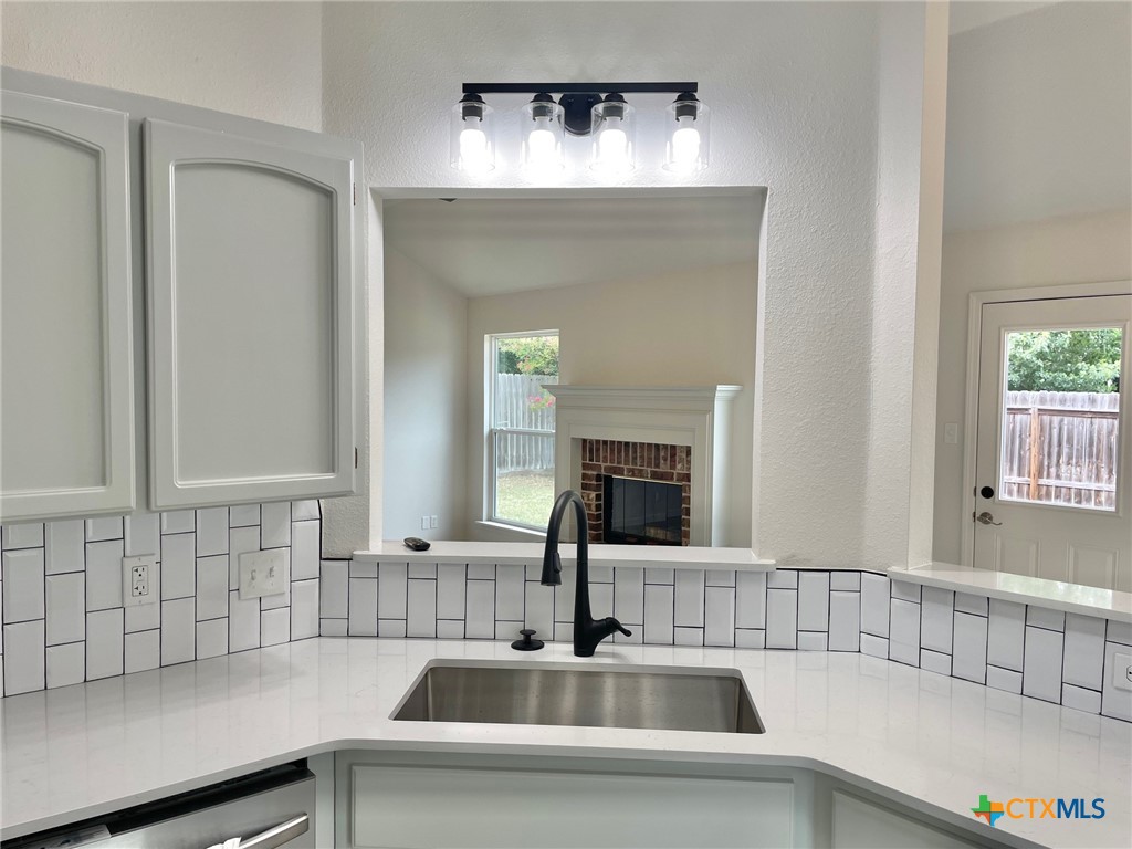 4815 Box Canyon Drive Property Photo 17