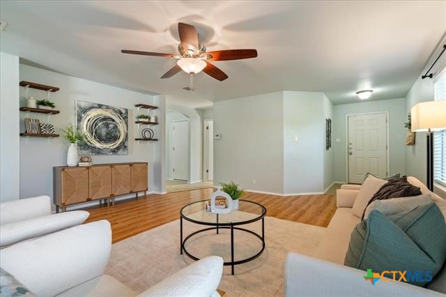 2102 Garrison Drive Property Photo 4
