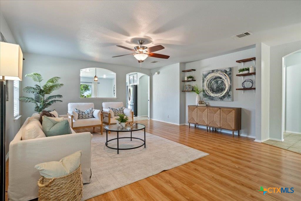 2102 Garrison Drive Property Photo 6