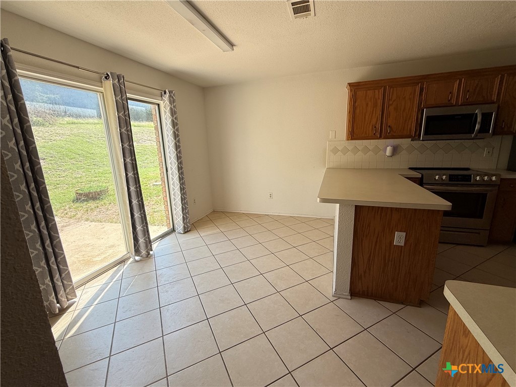 3054 Colorado Drive Property Photo 6