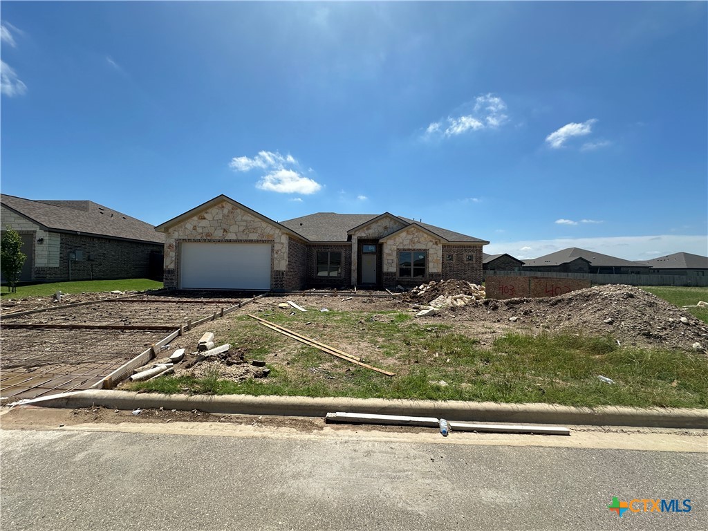 403 Magnolia Drive Property Photo 1