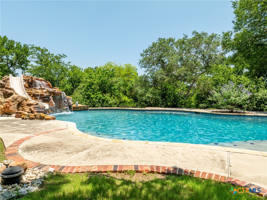 840 Winding Trail Property Photo 42