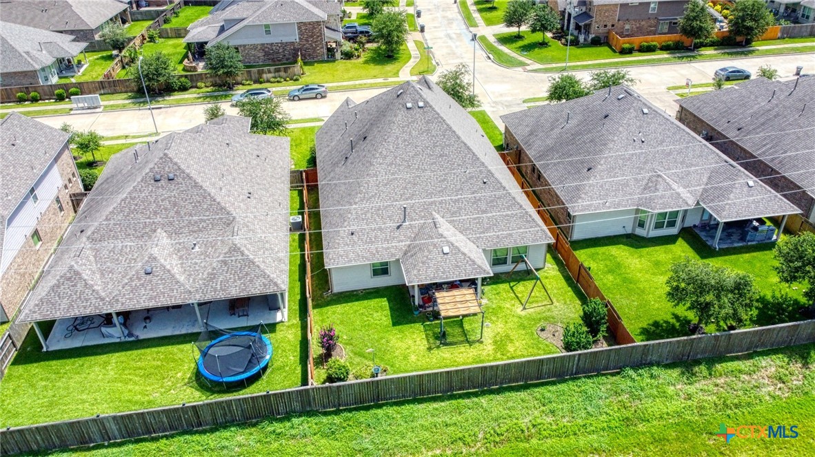 21323 Crested Valley Drive Property Photo 4