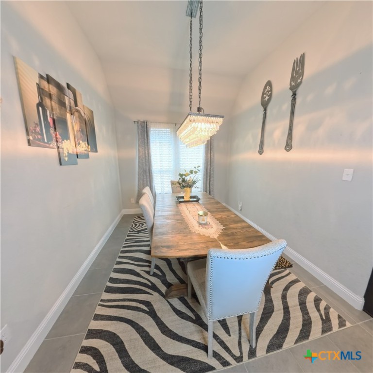 21323 Crested Valley Drive Property Photo 14