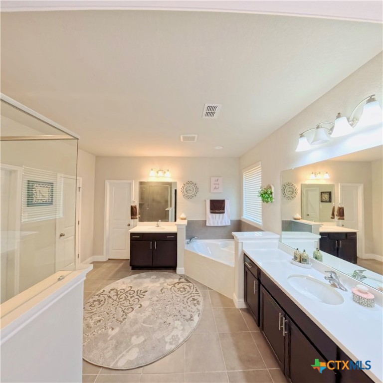 21323 Crested Valley Drive Property Photo 22