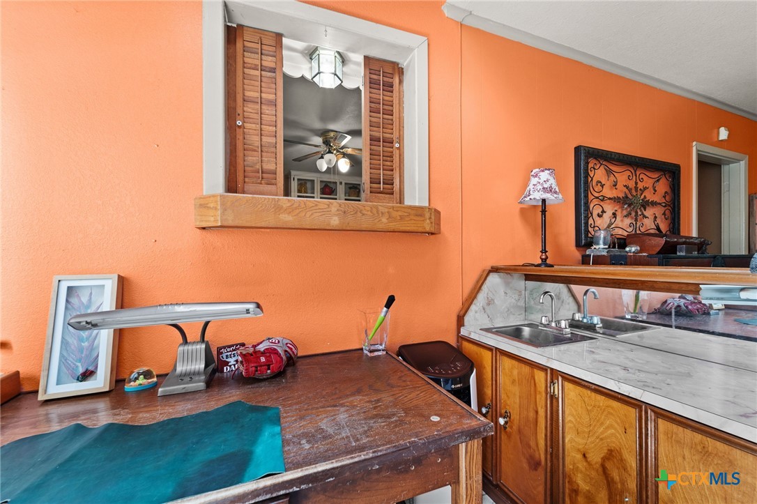 47 Sue Ann Drive Property Photo 14