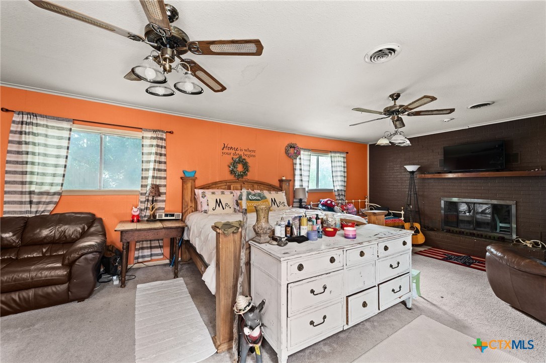 47 Sue Ann Drive Property Photo 15