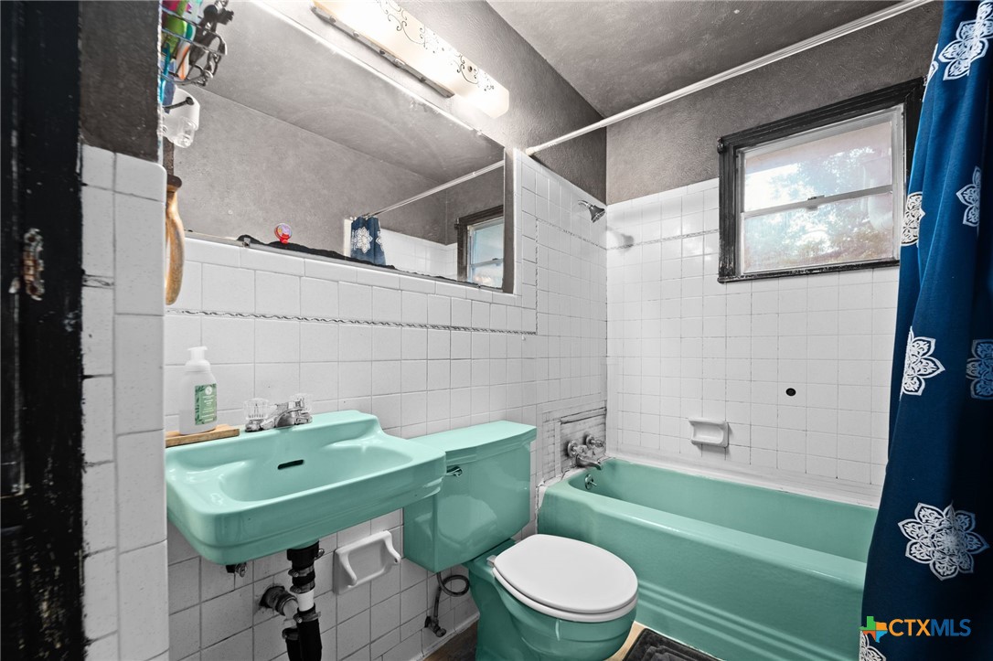 47 Sue Ann Drive Property Photo 20
