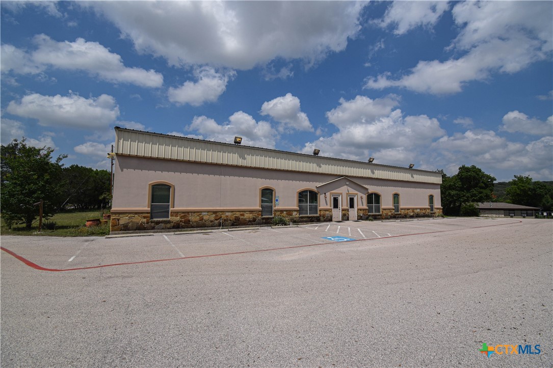 14138 Highway 195 Property Photo 1