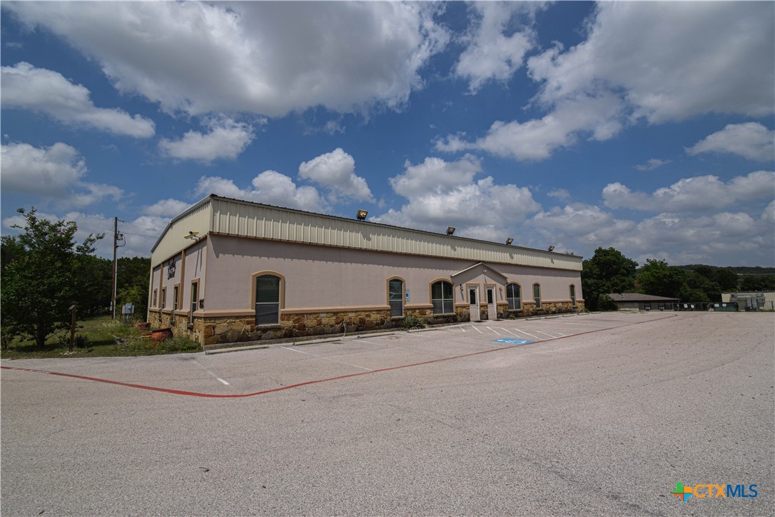 14138 Highway 195 Property Photo 2