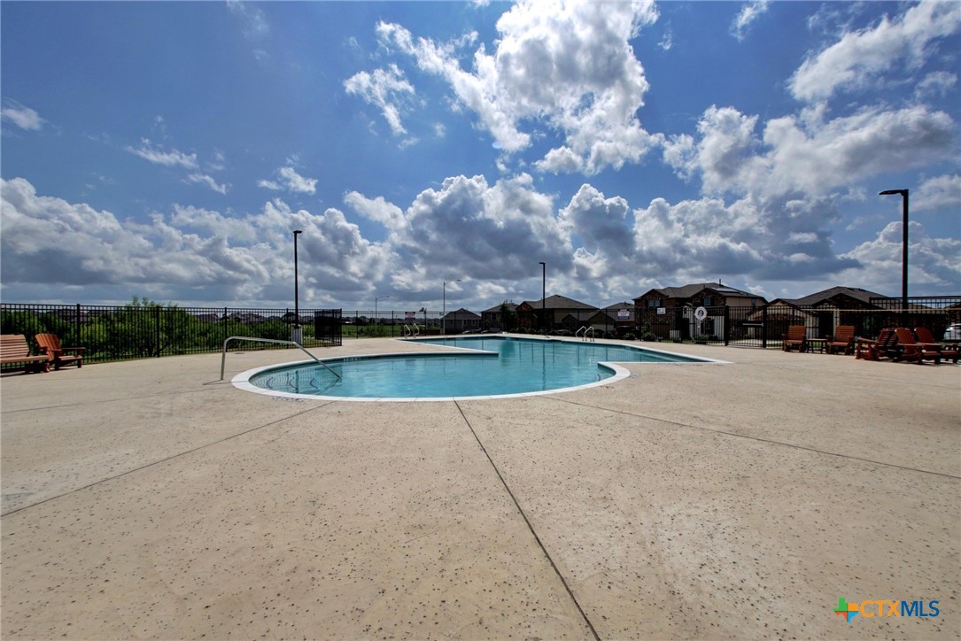 7400 Longford Trail Property Photo 31