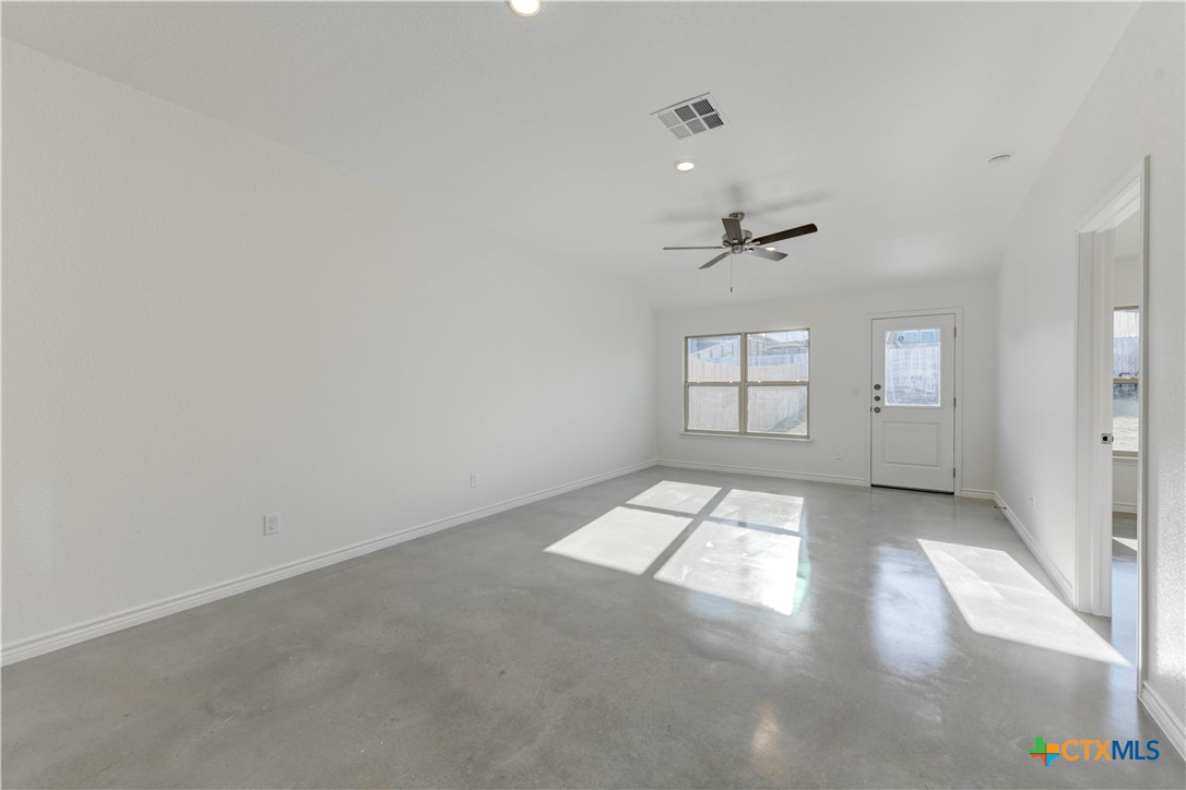 526 Lost Trail B Property Photo 6
