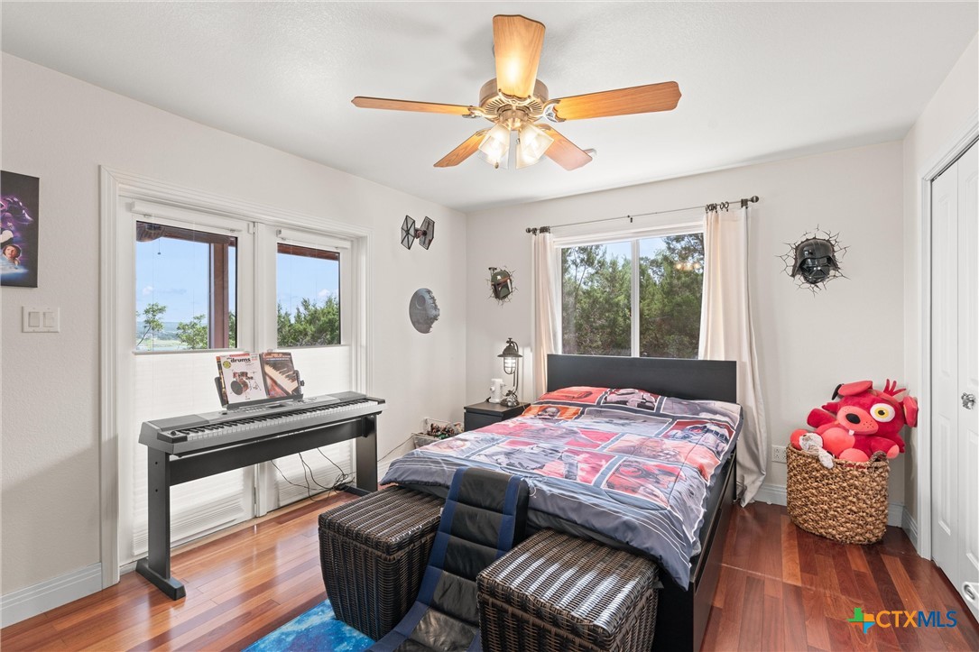18917 Peckham Drive Property Photo 20
