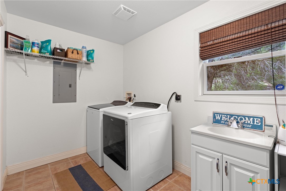 18917 Peckham Drive Property Photo 30
