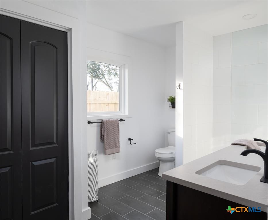 119 W Crockett Street Property Photo 16