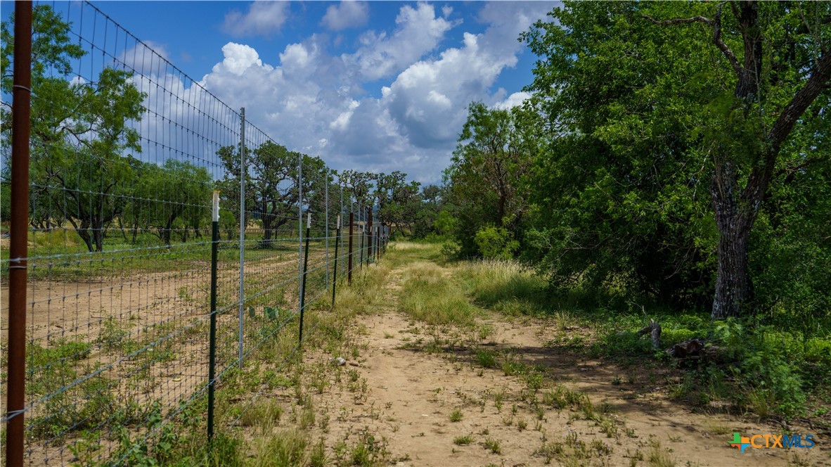 1231 B&r Road Property Photo 7