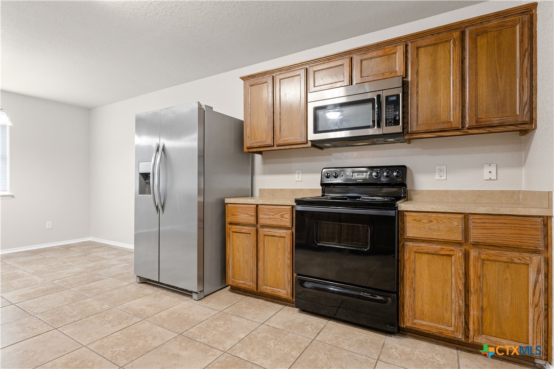 503 Chrislyn Street Property Photo 11