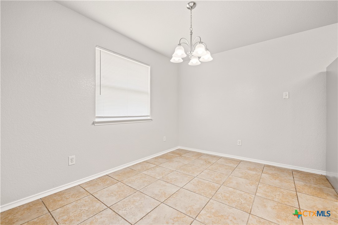 503 Chrislyn Street Property Photo 14