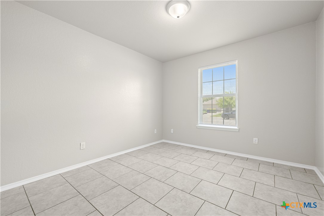 503 Chrislyn Street Property Photo 20
