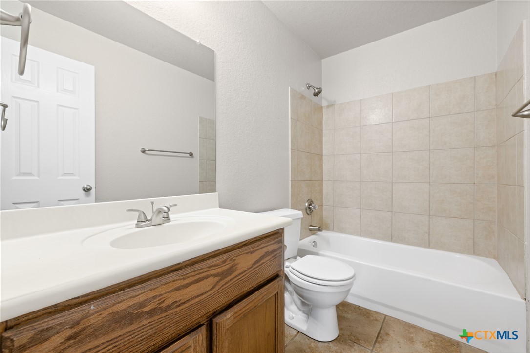 503 Chrislyn Street Property Photo 21