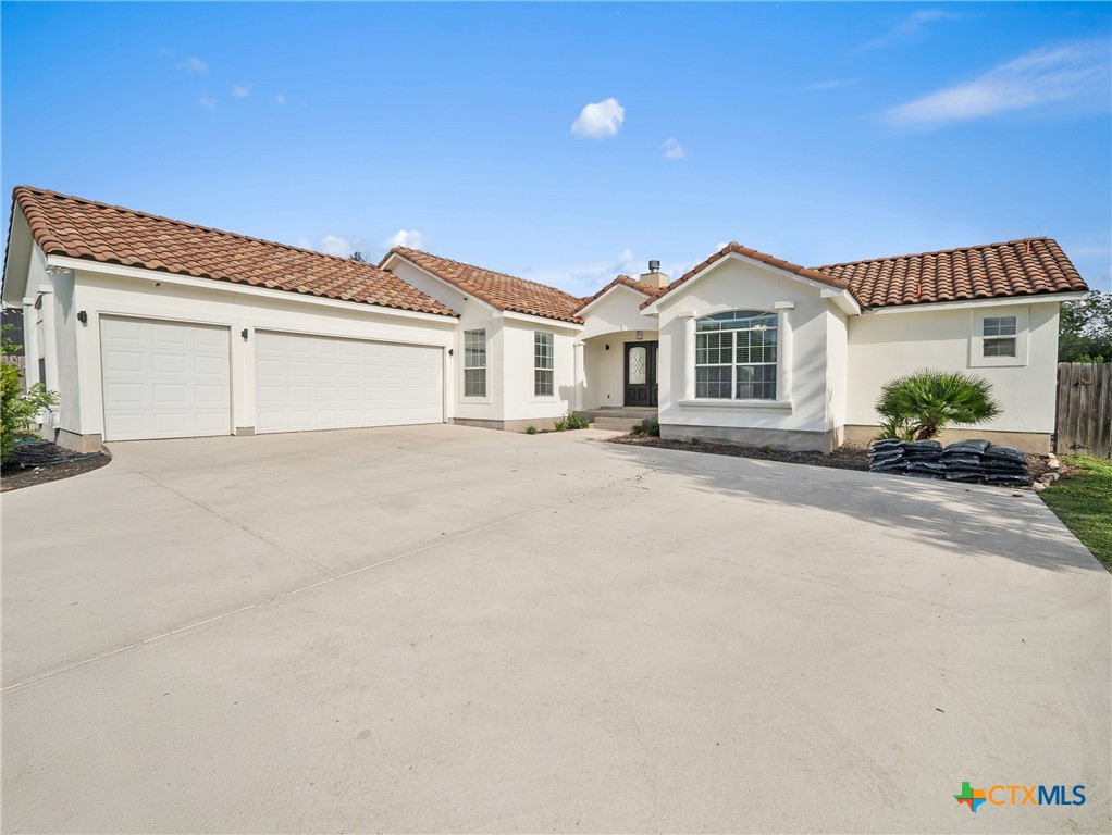 4827 Ayrshire Drive Property Photo 1