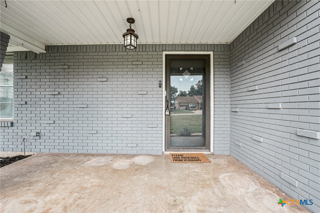 3806 Las Cienega Boulevard Property Photo 2