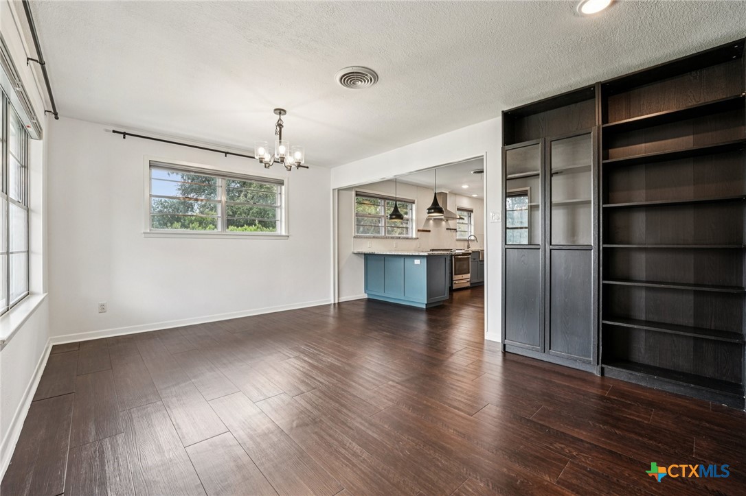 3806 Las Cienega Boulevard Property Photo 15