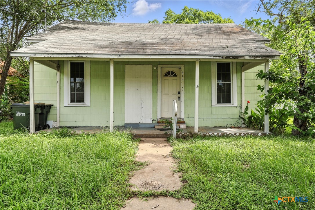 312 W Courthouse Street Property Photo