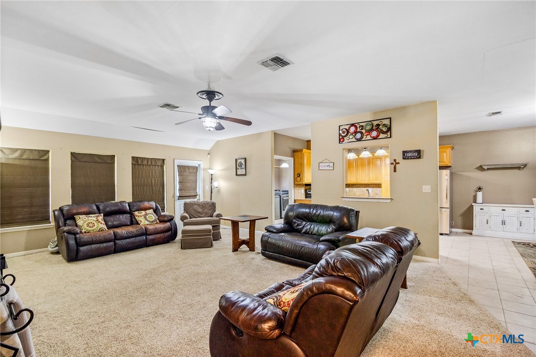 301 Crawford Drive Property Photo 12