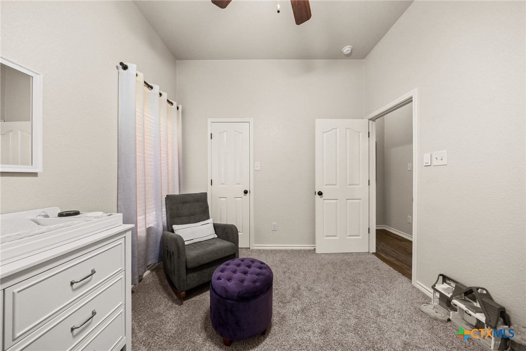 1124 Dark Wood Drive Property Photo 13