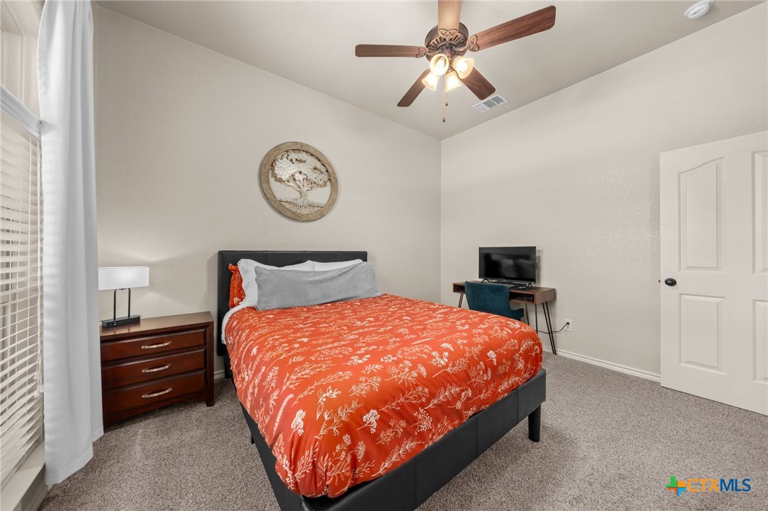 1124 Dark Wood Drive Property Photo 18