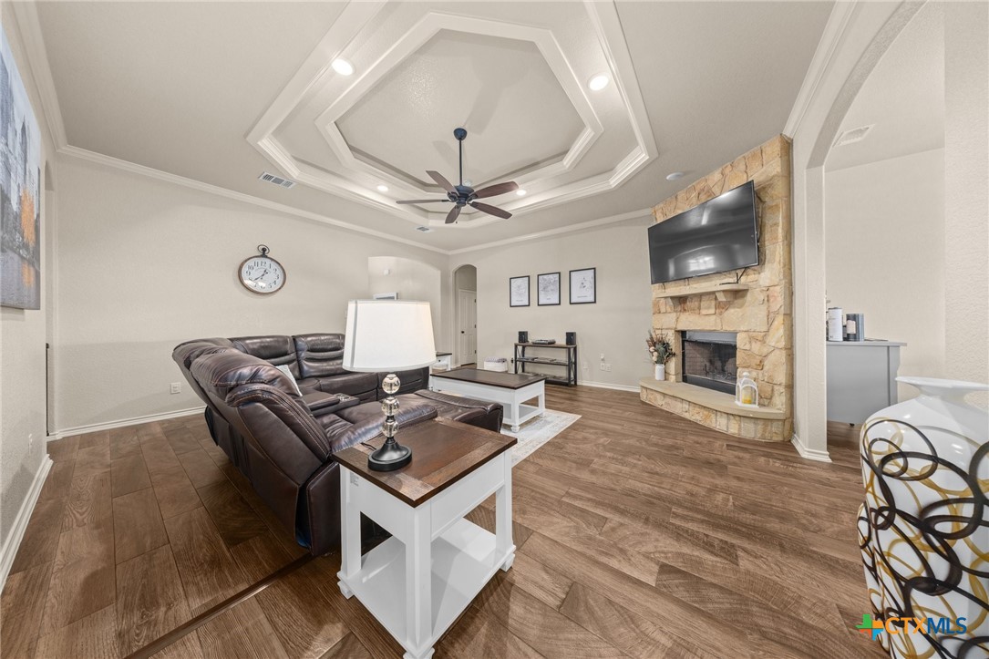 1124 Dark Wood Drive Property Photo 35