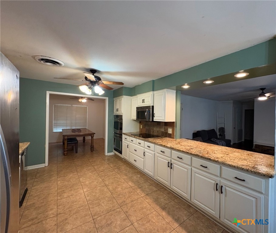 204 W Johnson Street Property Photo 4