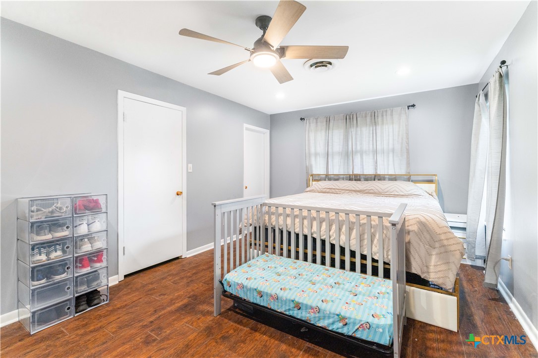 204 W Johnson Street Property Photo 10