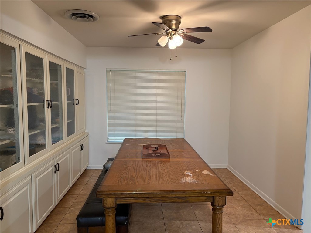 204 W Johnson Street Property Photo 15