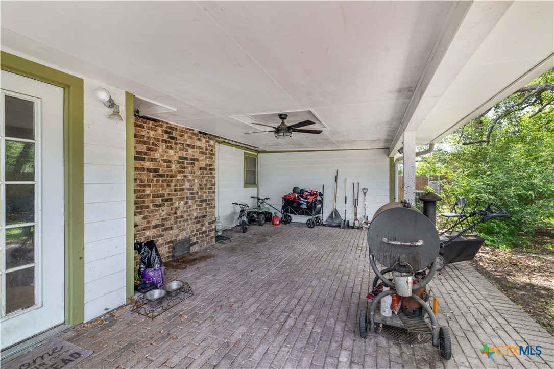 204 W Johnson Street Property Photo 23