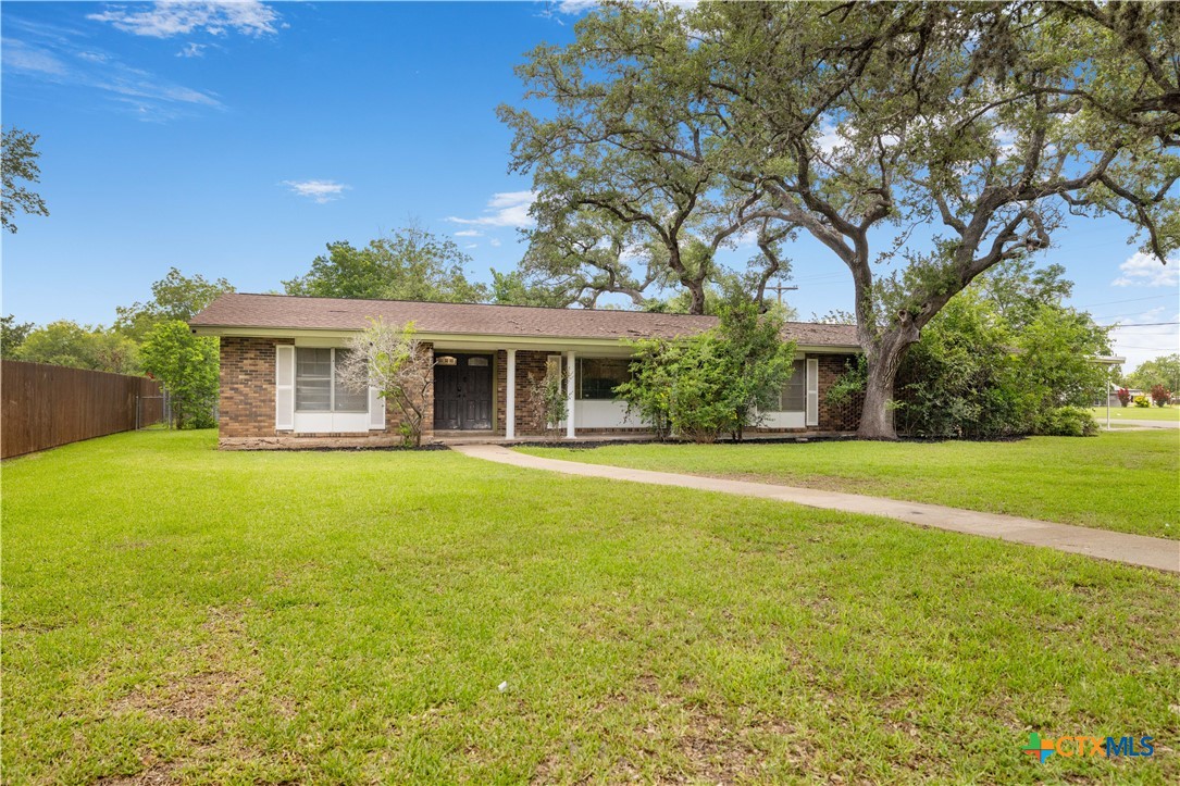 204 W Johnson Street Property Photo 24