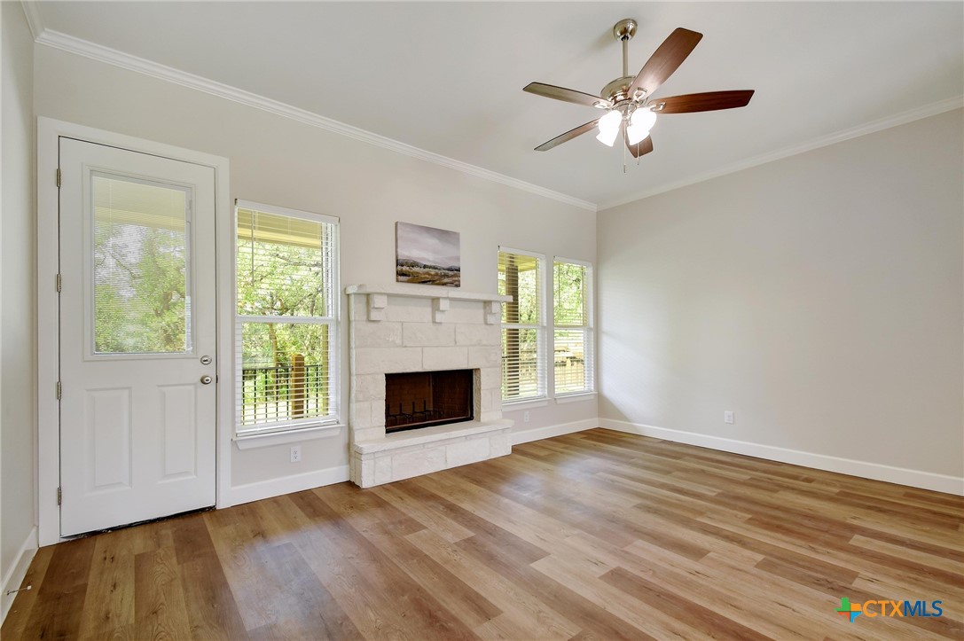 2109 Meadow View Drive Property Photo 5