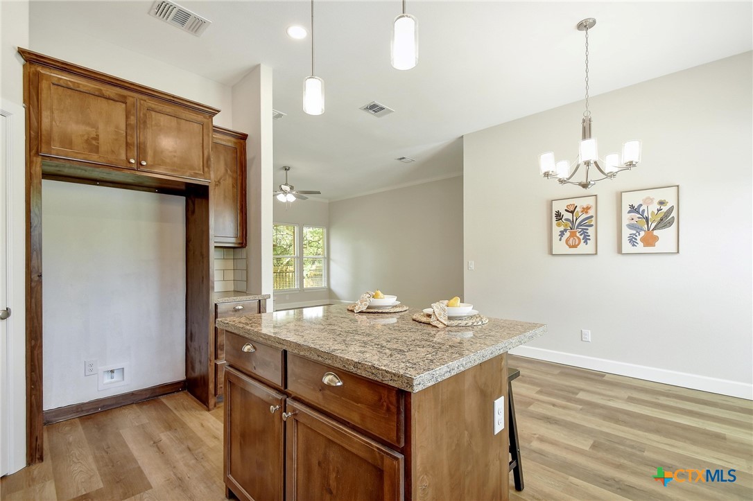 2109 Meadow View Drive Property Photo 11