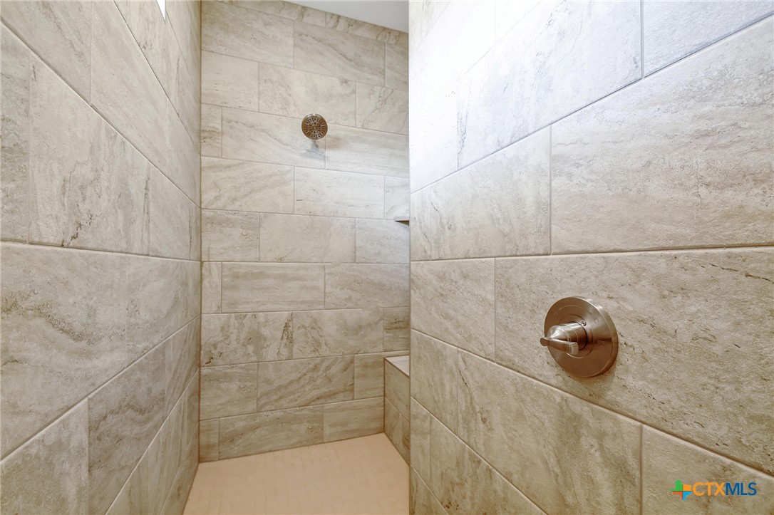 2109 Meadow View Drive Property Photo 18