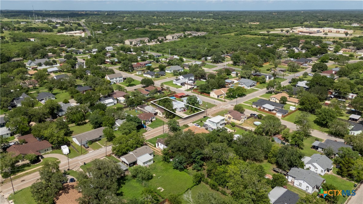 516 2nd Street Property Photo 11