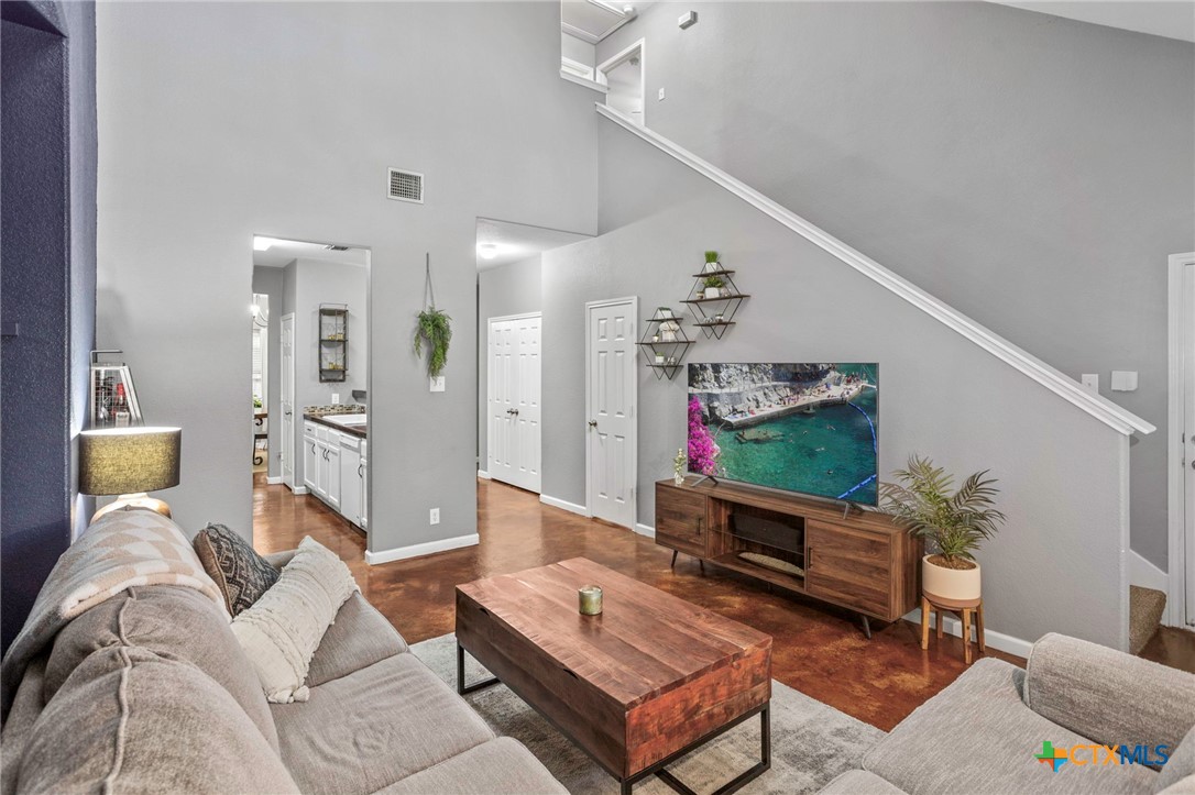 109 Dolly Street Property Photo 8